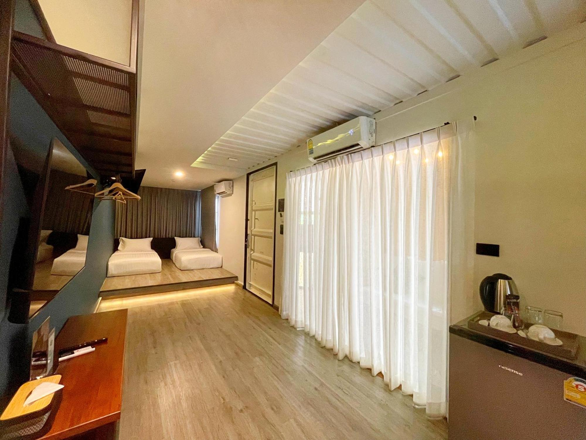 Hotel Nights In A Box à Ban Muang  Chambre photo